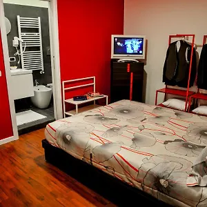 Eva E Diabolik Room Design Centro Milano Apartamento